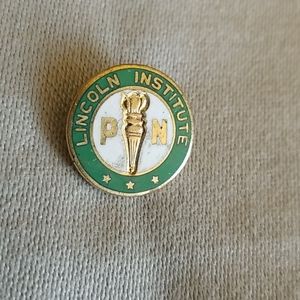 Vintage ENAMEL LINCOLN INSTITUTE " PN " pin"